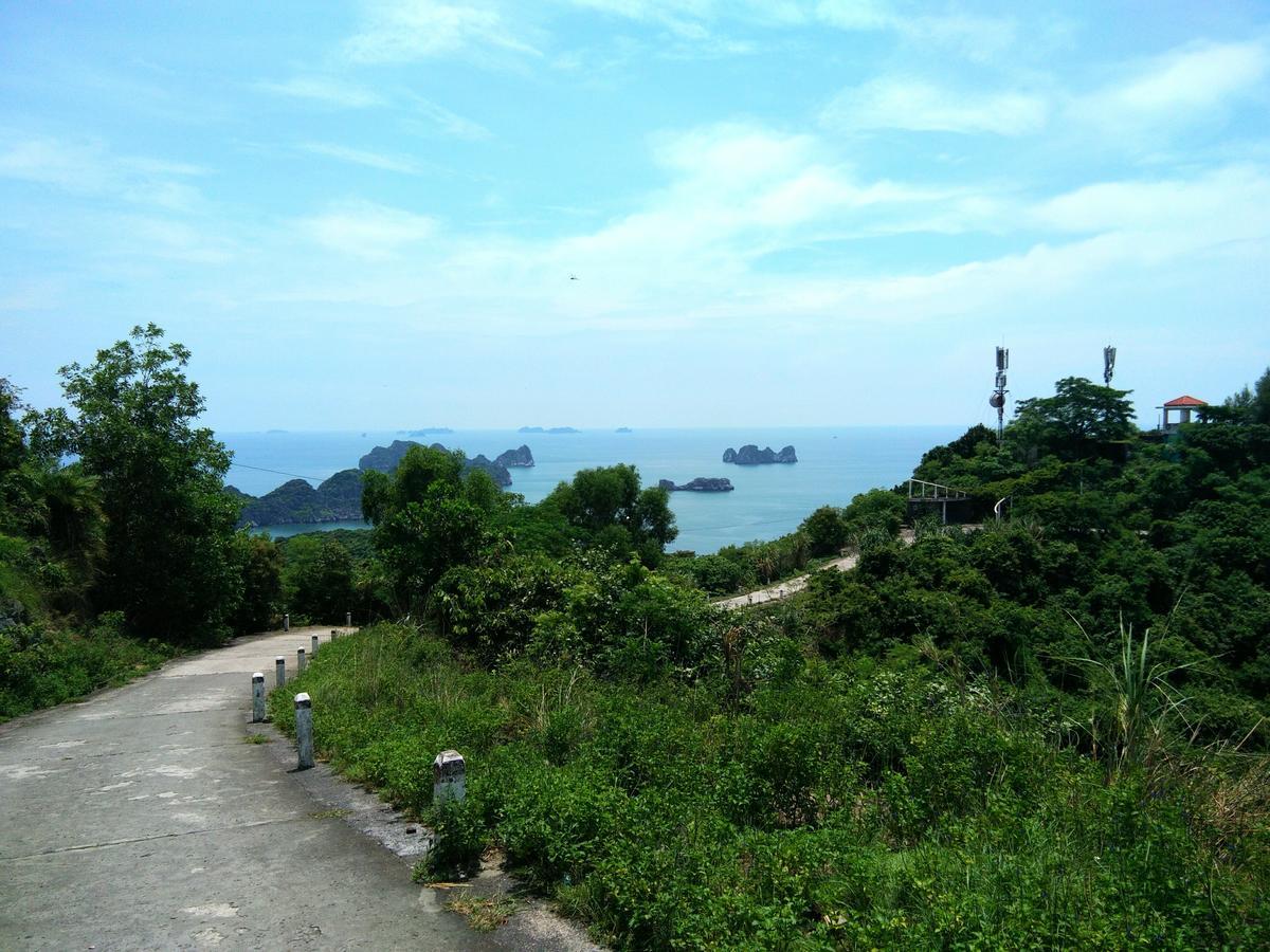 Anh Thuan Hotel 1 Cat Ba Island Exterior foto