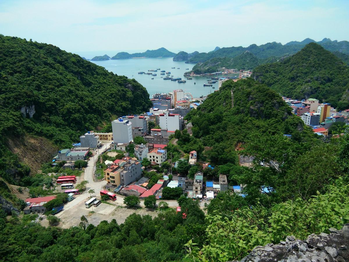 Anh Thuan Hotel 1 Cat Ba Island Exterior foto