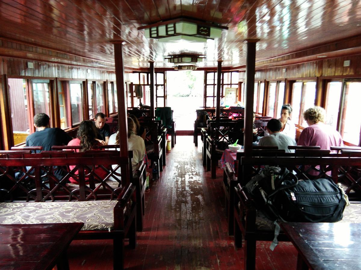 Anh Thuan Hotel 1 Cat Ba Island Exterior foto
